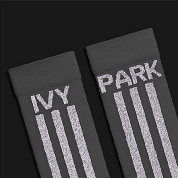 IVY PARK - ICY PARK REFLECTOR SOCK - Picture 5 of 6